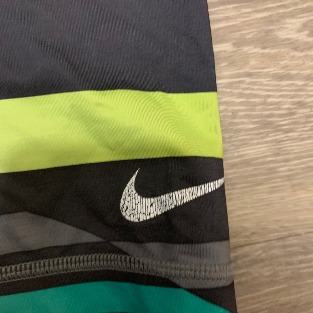 Nike DriFit Compression Shorts - Picture 4 of 5